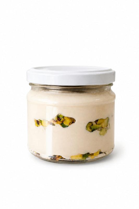 Pistachio halva طحينة مع الفستق الحلبي product packaging